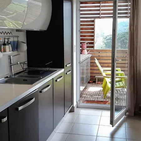 Rive Nature Cote Parc Et Riviere Apartament *